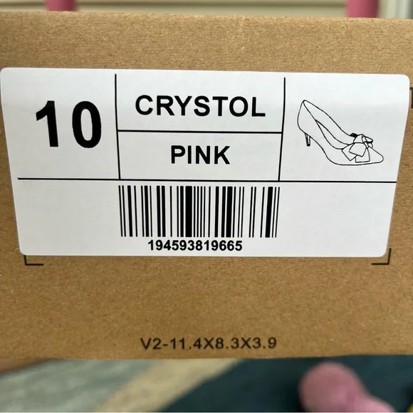 Journee Collection Crystol Pink Velvet Heels NWOT - Picture 15 of 15